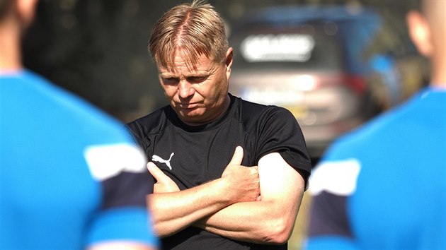 Teplick trenr Stanislav Hejkal na startu letn ppravy v Probotov.