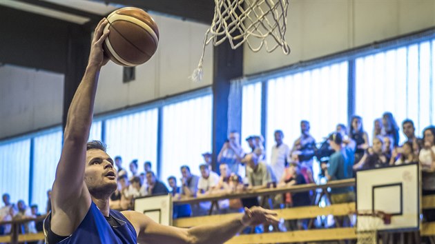 Jaromr Bohak na trninku basketbalov reprezentace v Marinskch Lznch