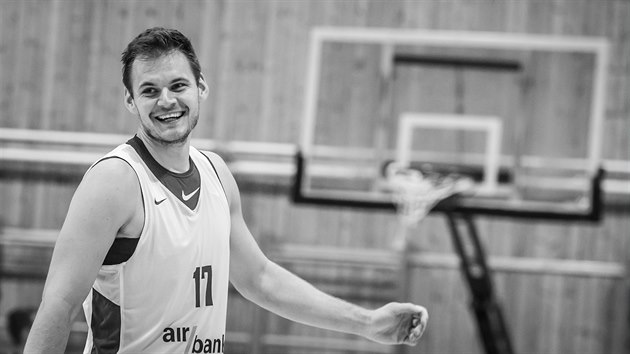 Jaromr Bohak na trninku basketbalov reprezentace v Marinskch Lznch