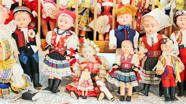Sběratelky nakupují panenky nejčastěji na burzách, vlastní kousky z Česka, Německa, Francie či Ruska.