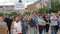 Demonstrace proti rozšíření protikoronavirových opatření na Masarykově náměstí...