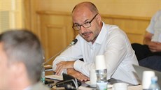 Spole�nost Arriva p�edstavila nové autobusy u� v �ervnu na nám�stí Republiky v Plzni. Te� si cestující st�ují na nespolehlivost dopravy.