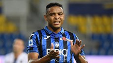 Luis Muriel z Atalanty Bergamo oslavuje výhru.