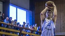 Jan Zídek na tréninku českých basketbalistů