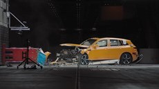 Mercedes Crash Tales: 3. epizoda: Knírek