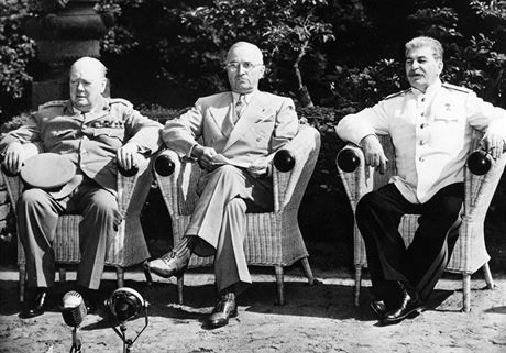 Ve dnech 17. ervence a 2. srpna 1945 se v Postupimi konala konference...