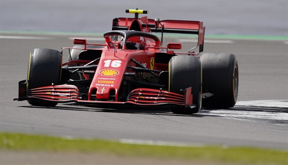 Charles Leclerc v monopostu Ferrari. 