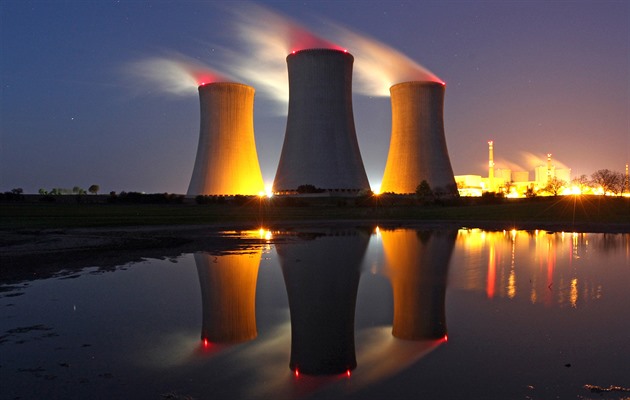 Ministr Síkela chce, abychom byli jadernou mocností. A urychlit Dukovany