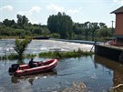 V obci Drchov pod jezem se pevrhla kanoe s dvma mui. (8. srpna 2020)