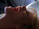 Takto proívala orgasmus na filmovém plátn hereka Deborah Ungerová ve snímku...