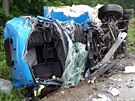 P�i sr�ce dvou n�kladn�ch aut u Mlado�ovic na T�eb��sku zem�el jeden �idi�,...