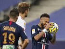 Neymar z PSG v emocích v duelu s Lyonem.