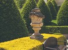 Barokní zahrada slouila k odpoinku, ale i ke schzkám skrytým nepovolaným...
