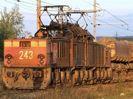 Odklizová lokomotiva Škoda 27E, Sokolovská uhelná, rok 2008