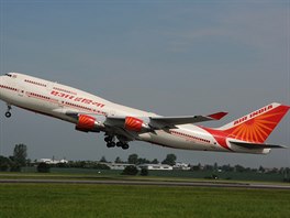 letadlo indické letecké spolenosti Air India. (7. záí 2010)