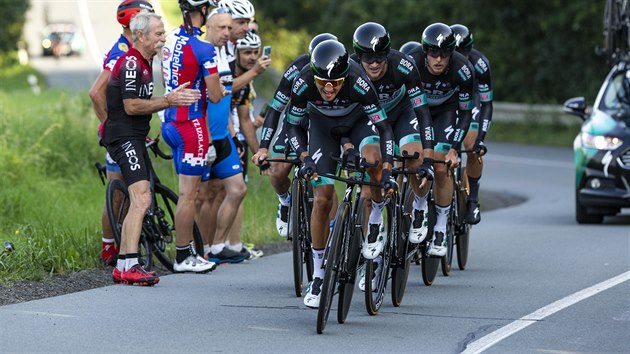 Prvn etapa Czech Tour nabdla tmovou asovku v okol Uniova na Olomoucku.