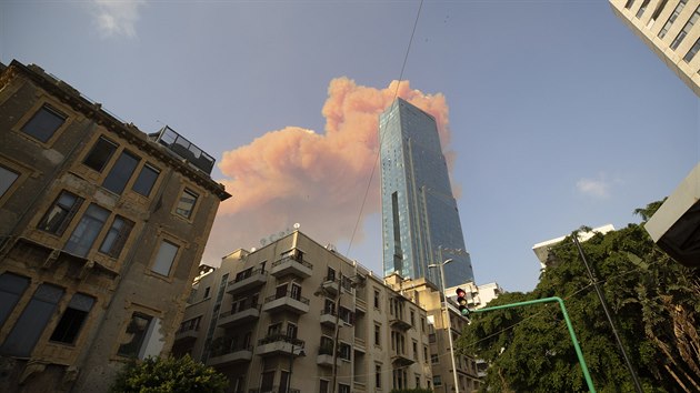 Libanonskou metropol Bejrtem odpoledne otsly siln vbuchy. (4. srpna 2020)