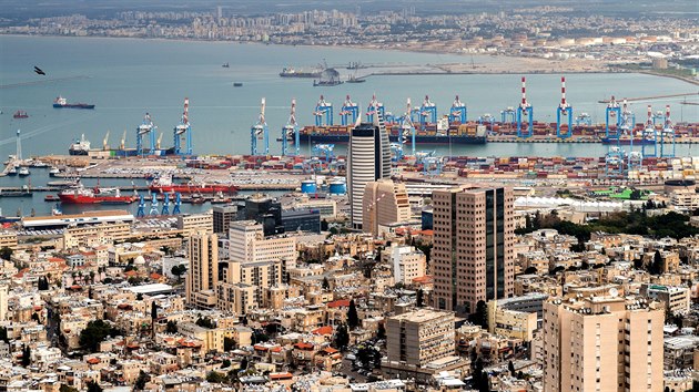 Námořní terminál v izraelské Haifě