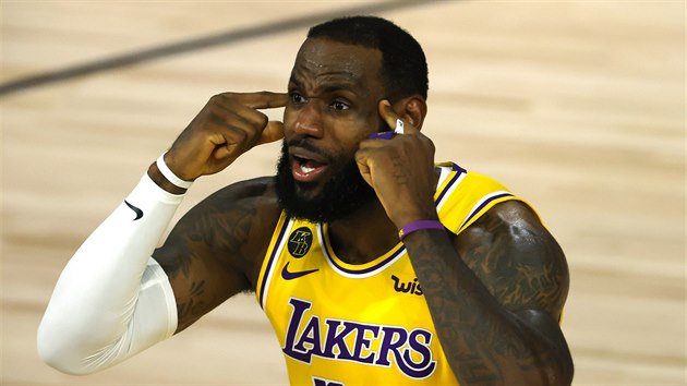 Nespokojen LeBron James z Los Angeles Lakers a jeho podrdn reakce.