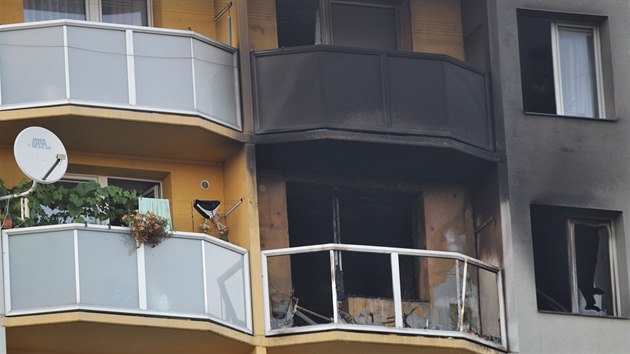 Požár panelového domu na ulici Mírová v Bohumíně na Karvinsku, kde zahynulo 11 lidí. Hořelo v 11 patře. Jednalo se o žhářský útok (8. srpna 2020).