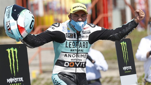 Italsk jezdec Dennis Foggia slav triumf na brnnskm okruhu.