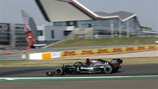 Lewis Hamilton ve Velké cen k 70. výroí F1 v Silverstonu.