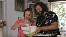 Tereza Bebarová a Josef Mar�álek p�i natá�ení po�adu �as na Te.Be