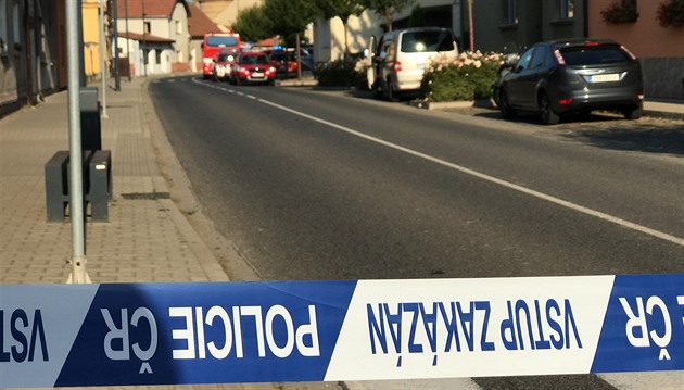 Auto srazilo v Kroměříži dvě ženy. Jedna z nich nehodu nepřežila