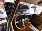 Interiér automobilu znaky Jaguar E-Type v tebíském Centru Lihovar, kde Juraj...