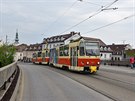 Souprava tramvají Tatra T6A5 íslo 7921+7922, Souprava tramvají T6A5 jede ulicí...