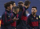 Fotbalisté Barcelony ped výkopem tvrtfinálového souboje Ligy mistr proti...