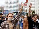 Mladé Blorusky protestují proti policejní brutalit bhem demonstrací proti...