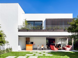 Zahradu majitelé svěřili do rukou zahradní a krajinné architektky Renaty Tilli.
