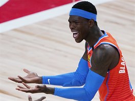 Dennis Schr�der se zlob� na spoluhr��e z Oklahoma City.