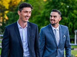 Ji�í Welsch (vlevo) a Tomá� Satoranský p�ed vyhlá�ením basketbalisty roku.