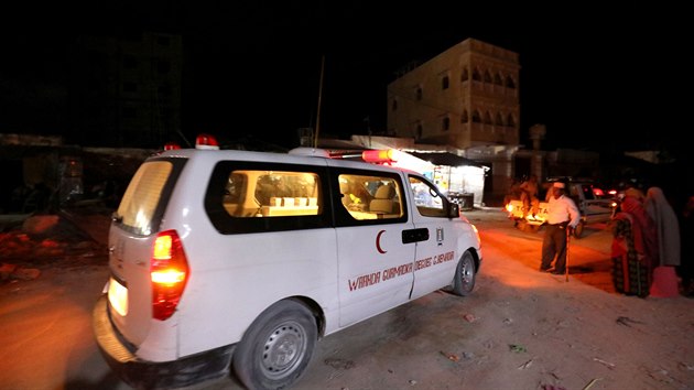 Na luxusn pmosk hotel v somlskm Mogadiu zatoili islmt ozbrojenci. (16. srpna 2020)
