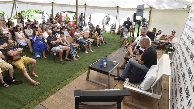 Reisr Vclav Marhoul hovo debatuje na festivalu Letn filmov kola v Uherskm hraditi. (11. srpna 2020)