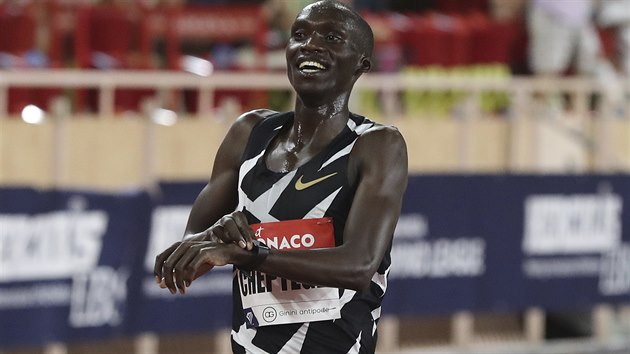 Ugandsk bec Joshua Cheptegei na Diamantov lize v Monaku zabhl svtov rekord na 5000 m.