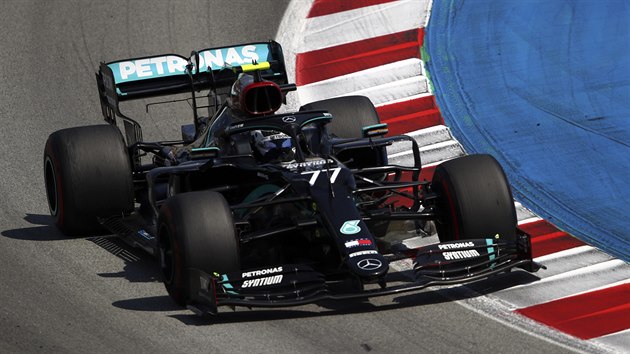 Valtteri Bottas z Mercedesu ve Velk cen panlska F1.