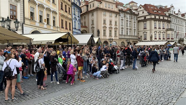 Turist se sice do Prahy vrtili, ale esk statistick ad zaznamenal devadestiprocentn propad v cestovnm ruchu. (9.ervence 2020)