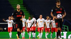 Fotbalisté Lipska slaví branku, zatímco hrái Atlétika Madrid zklaman nesou...