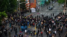 Protesty za práva ernoch v Seattlu (25. ervence 2020)