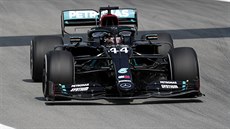 Lewis Hamilton z Mercedesu v kvalifikaci Velké ceny panlska F1.