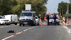 Chodce v Kladn� p�ejelo auto, �idi� z místa nehody odjel. Pozd�ji se policist�m...