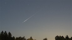 Jasný meteorit. I takové lze na obloze pi dobré viditelnosti spatit.