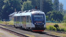 Motorová jednotka Alstom Lint 41 spolenosti Leo Express ve stanici Dolní Lipka