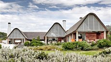 Stodoly jako na farm�, nebo rybá�ské chý�e? Architekti �erpali z hodnot a...