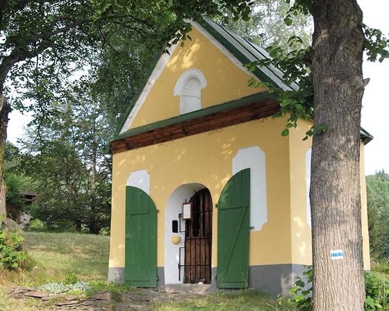 Kaple Panny Marie Altöttingské pochází z druhé poloviny 18. století. Odkazuje...