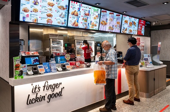 Americký etzec Kentucky Fried Chicken pestal pouívat svj slogan its...