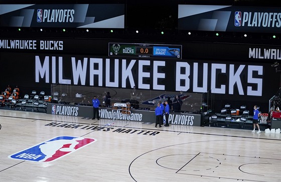 Basketbalisté Milwaukee Bucks na palubovce chybjí, zápas play off NBA...